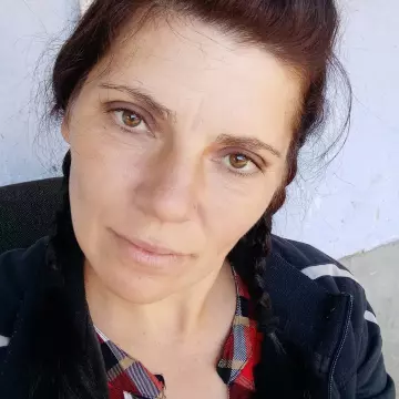 b0ttomSwe3tie image 0